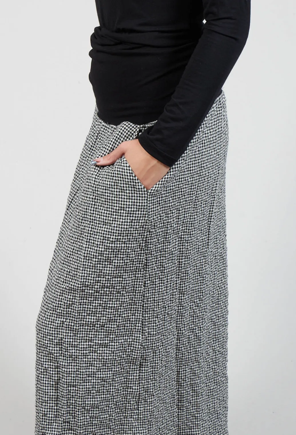 Tula Skirt in Nero