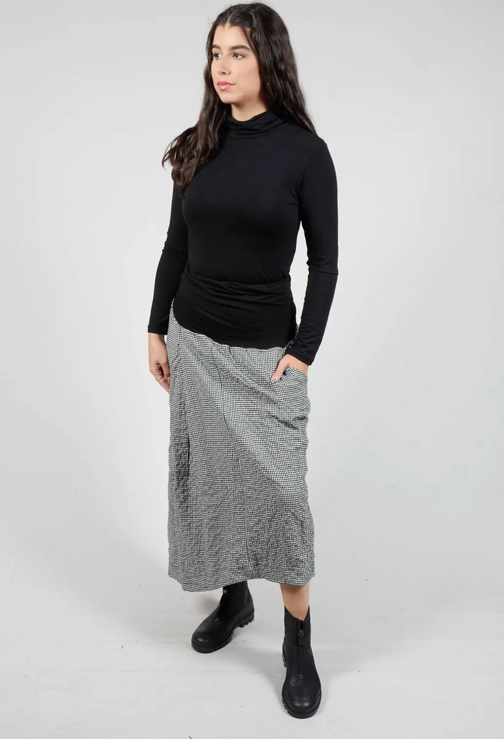 Tula Skirt in Nero