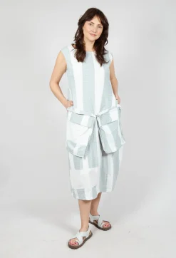Tulip Dress with Feature Pockets in Grey Print