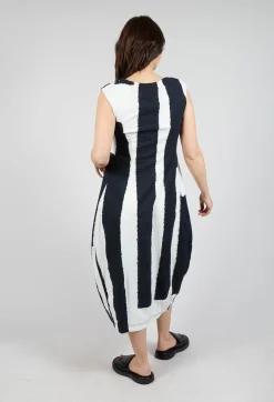 Tulip Dress with Feature Pockets in Black Print
