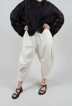 Turn Up Trouser in Cream