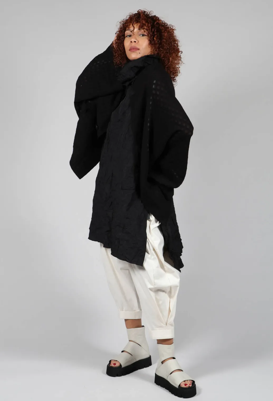 Turn Up Trouser in Cream