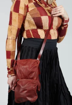 Twin Pocket Bag in Waxy Cinnamon