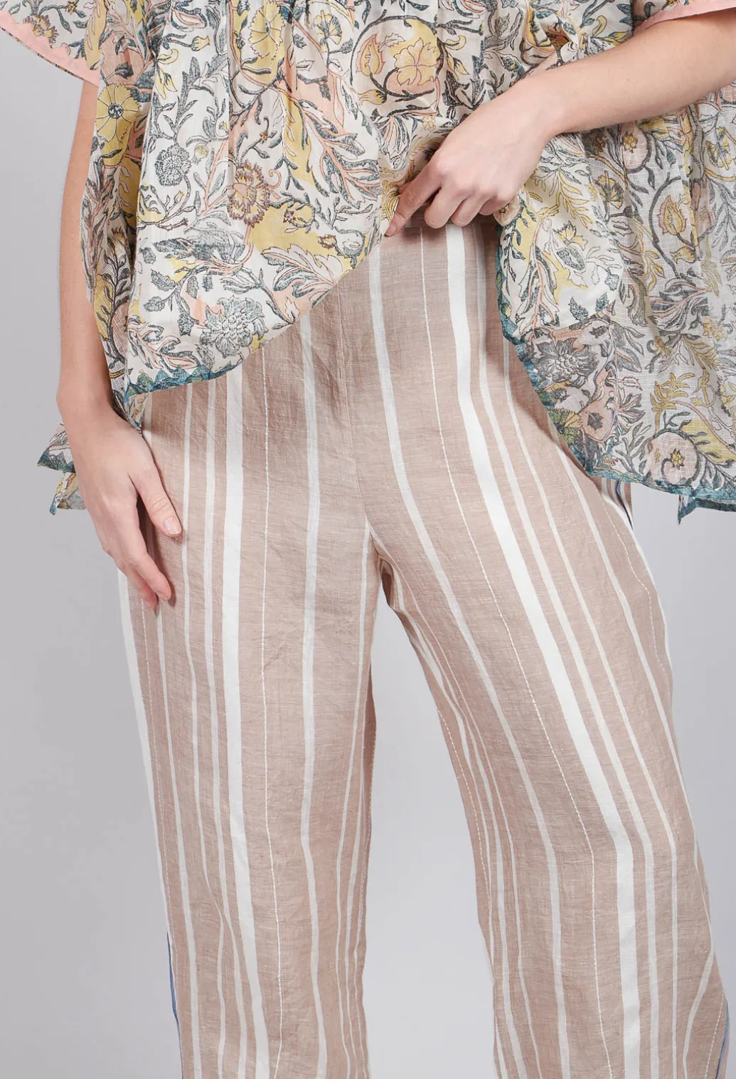 Tyra Trousers in Mocha