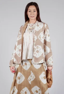 Ulla Padded Jack in Beige and Cream