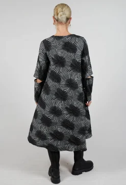 Upal Dress in Black and White