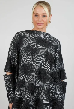 Upal Dress in Black and White