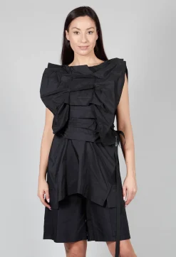 UTUS Top in Black
