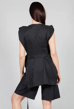 UTUS Top in Black