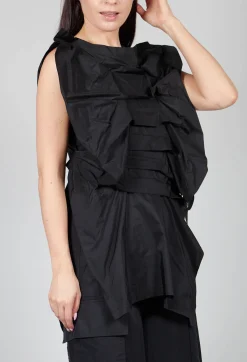 UTUS Top in Black