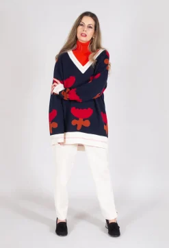 V Neck Pull with Tulip Pattern in Red and Navy