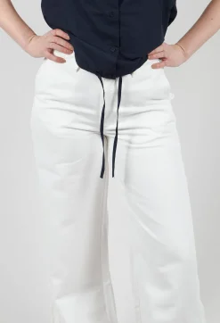 Vallsaff Trousers in White