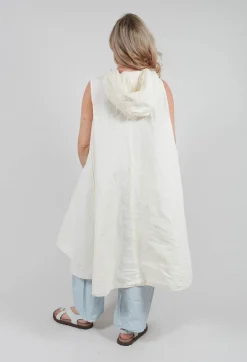 Verodense Sleeveless Jacket in Schnee