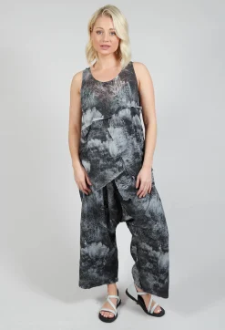 Vest Top with Raw Edges in Steppe Black