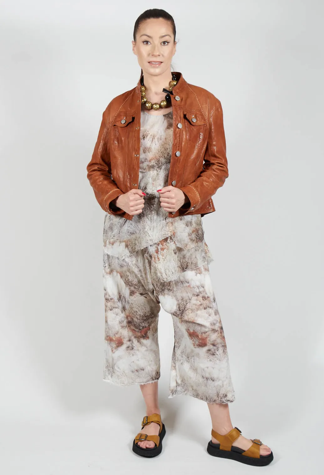 Vest Top with Raw Edges in Steppe Bronze