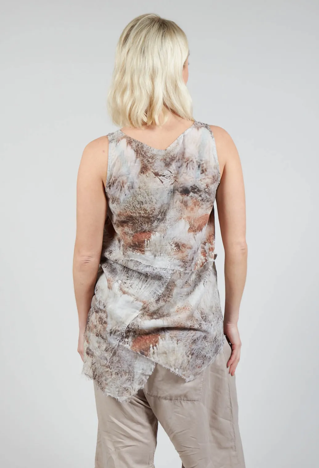 Vest Top with Raw Edges in Steppe Bronze