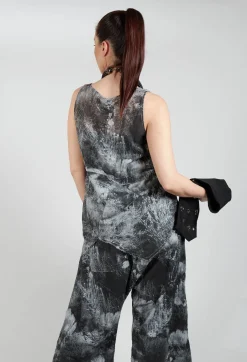 Vest Top with Raw Edges in Steppe Black