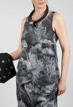 Vest Top with Raw Edges in Steppe Black