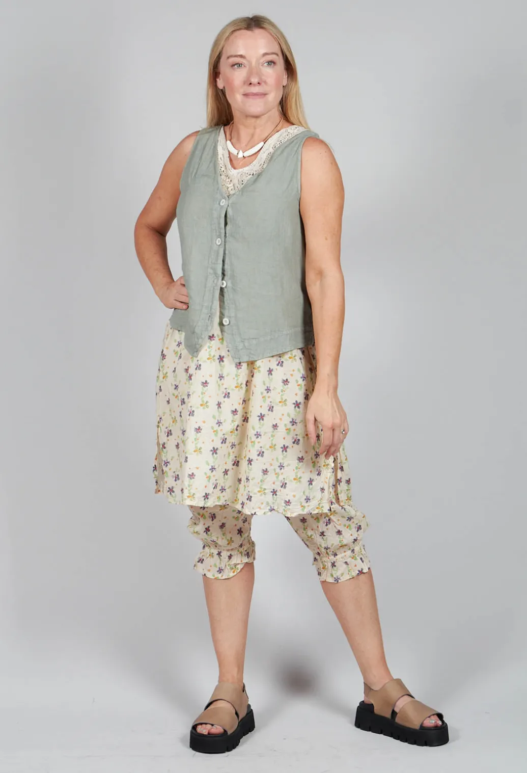 Vest Yune in Eucalyptus
