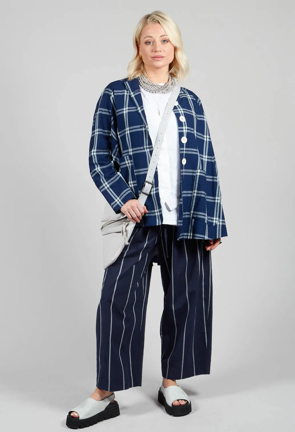 Vest Yune in White
