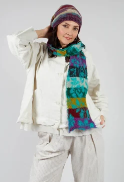 Vibrant Wool Scarf in Turquoise