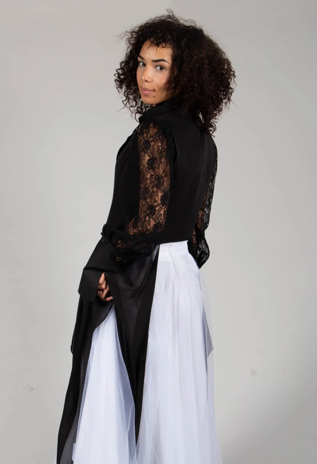 Vintage Lace Crop Shirt