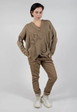 V-Neck Ribbed Jumper in Camel Mel