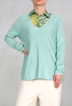 V-neckline Jumper in Verde Acqua-Water