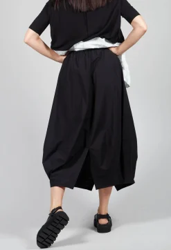 VRTI2 Skirt in Black