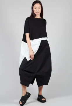 VRTI2 Skirt in Black