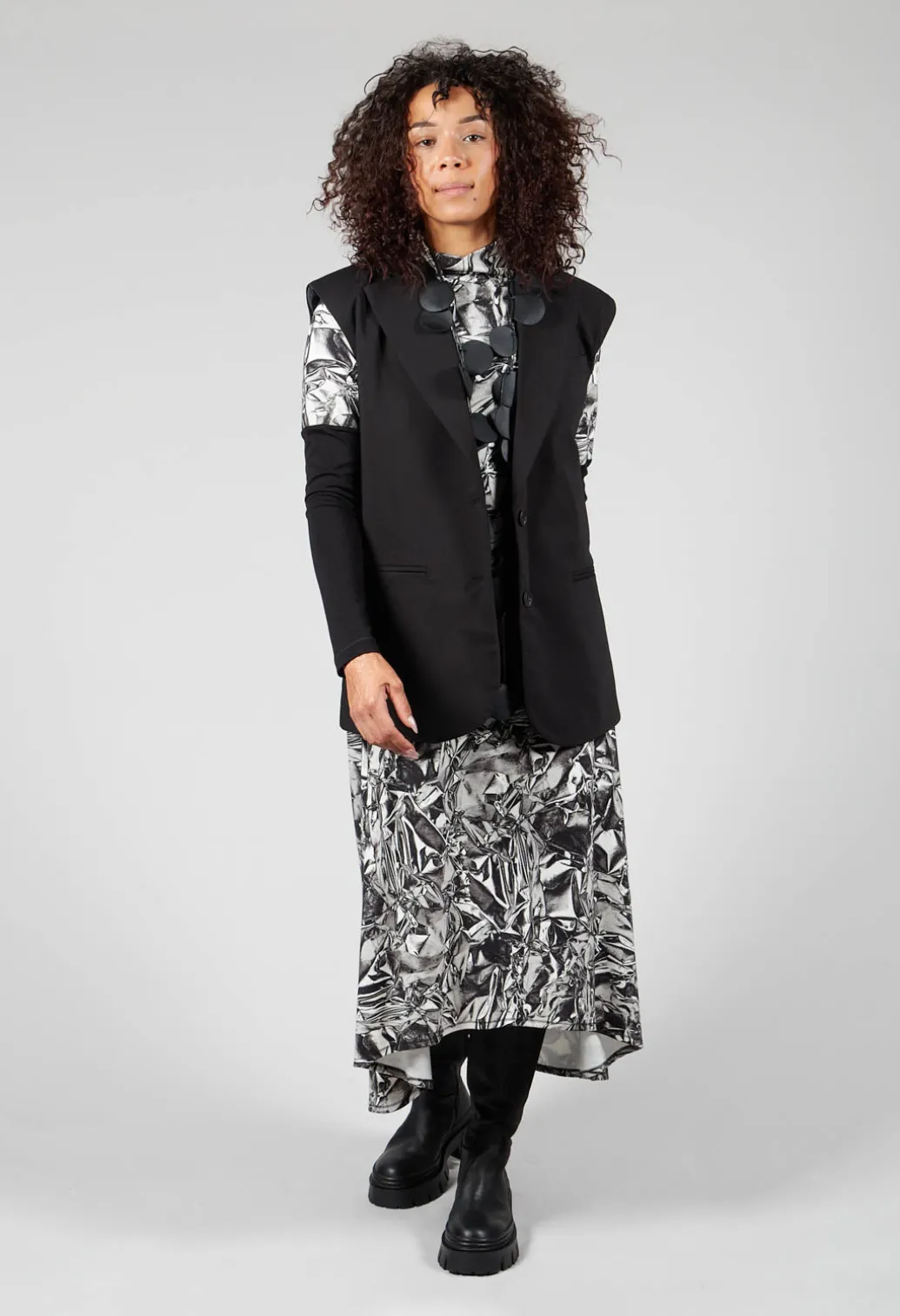 Waistcoat with Shoulder Pads in Black