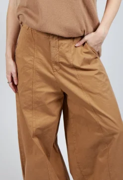 Wide Balloon Trousers in Camel