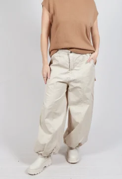 Wide Balloon Trousers in Sand