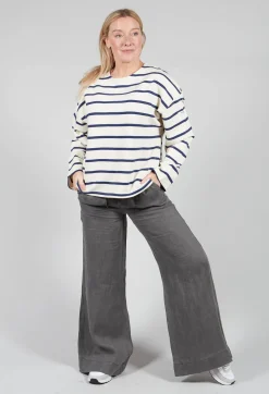 Wilmaalf Sweatshirt in Off White Blue Stripe
