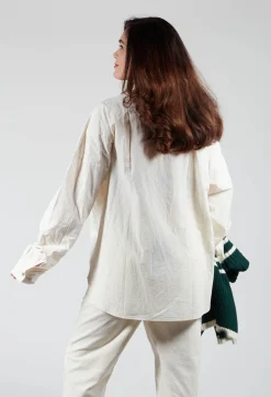 Wrinkled Unisex Collar Shirt in Natural