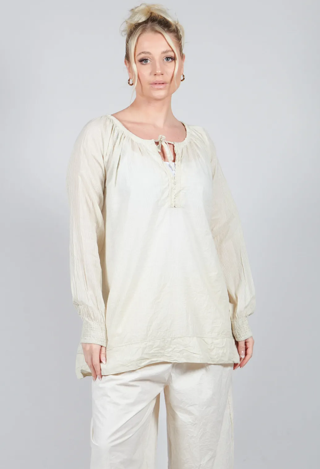 Ylva Blouse in Soft Mint