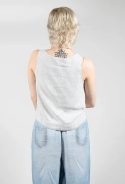 Yune Vest in Undyed Stripe