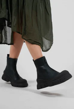 Zip Front Ankle Boots in Gasoline Verde Blu Scuro
